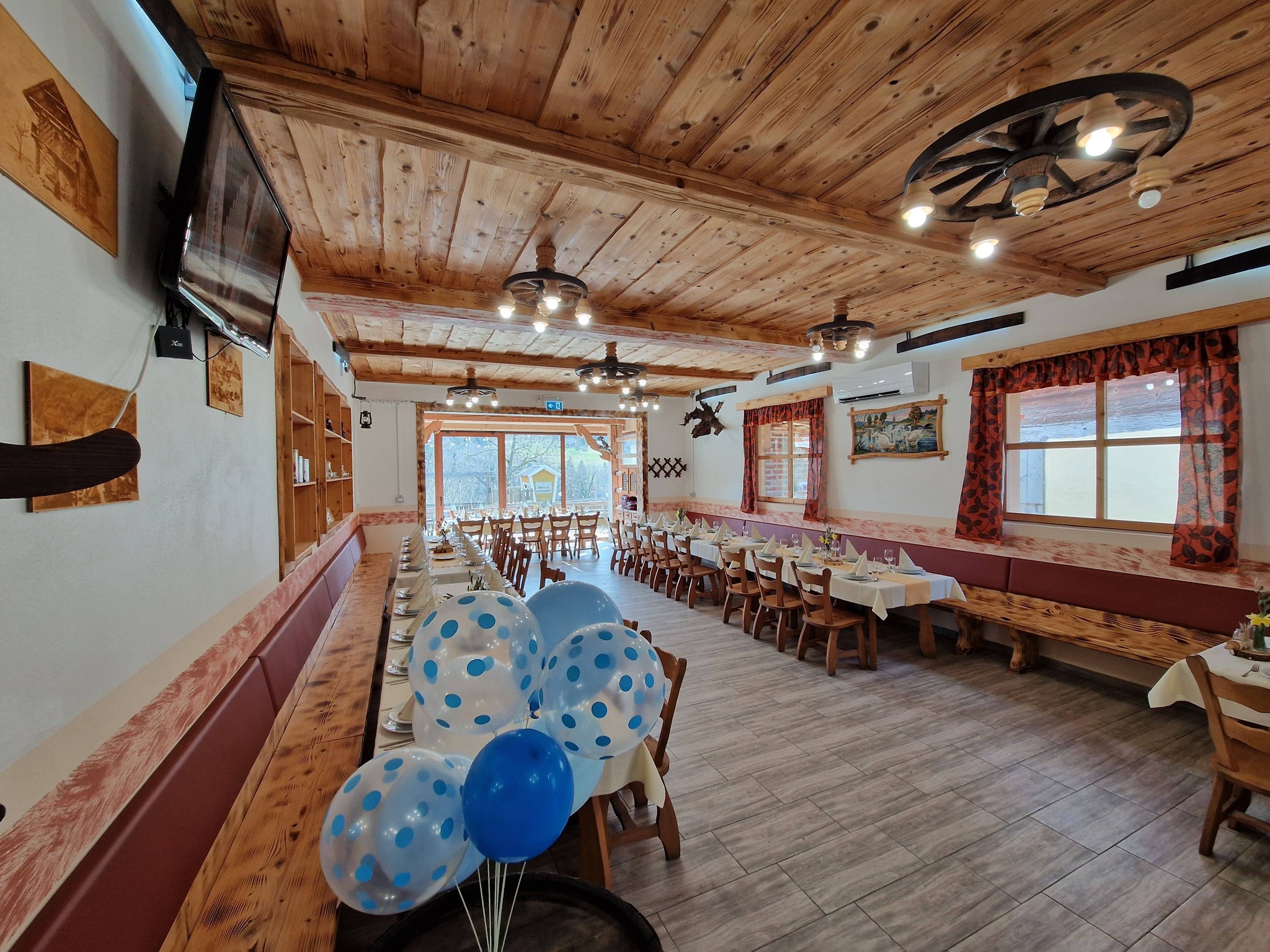 Notranjost kmetije Šolinc